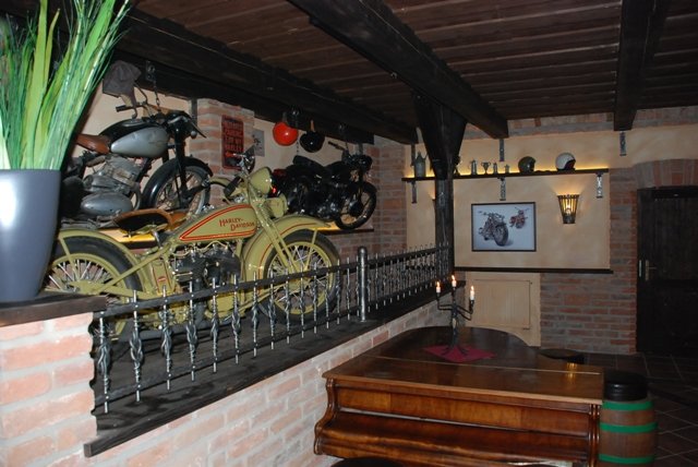 Vinařství U Kapličky - restaurace