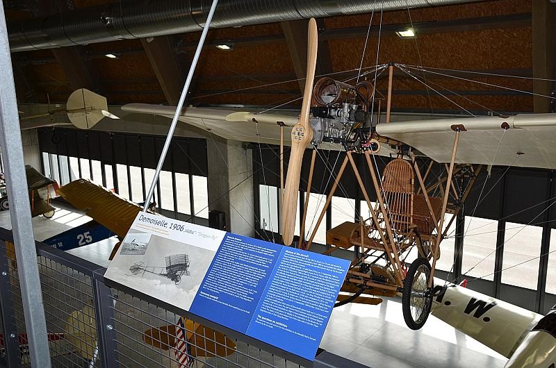 Letecké muzeum Metoděje Vlacha