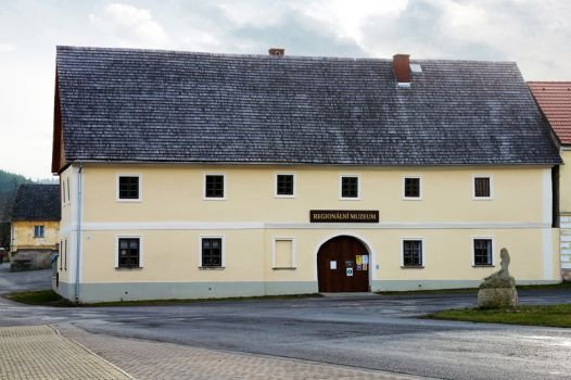 TIC a Regionální muzeum Nečtiny