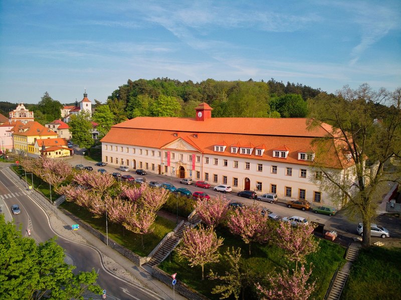 Hotel Týnec