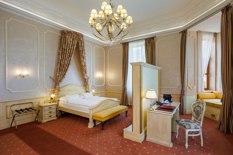Château Cihelny - hotelový komplex