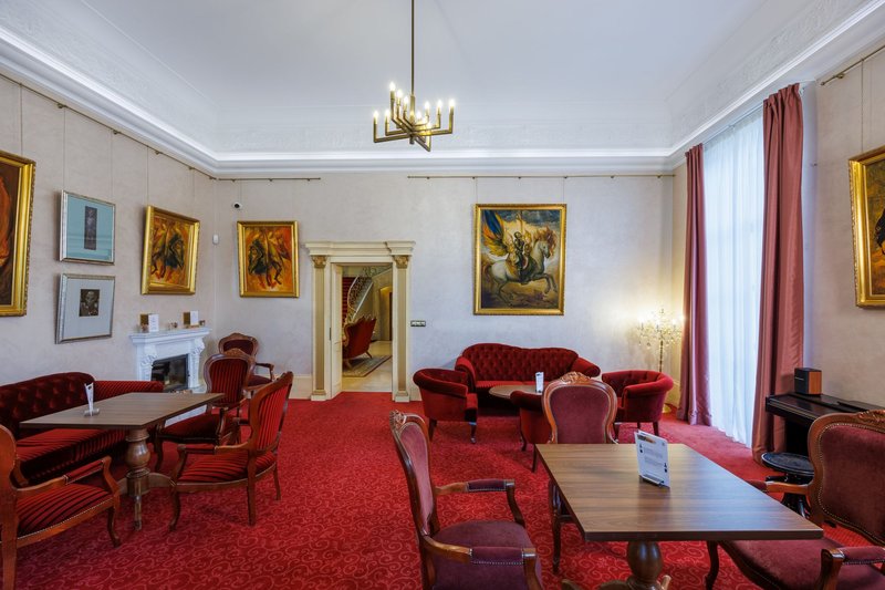 Château Cihelny - hotelový komplex