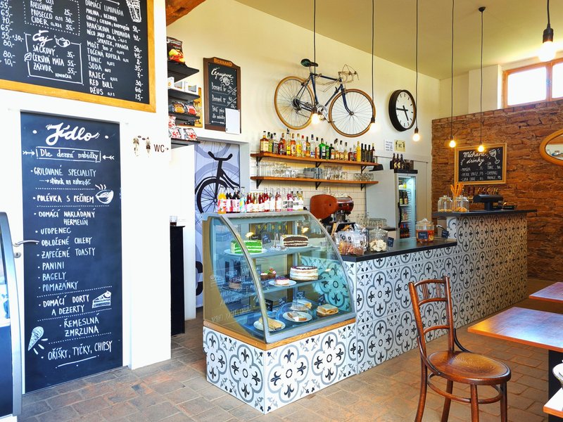 Kolo Bistro