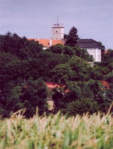Zámek Police