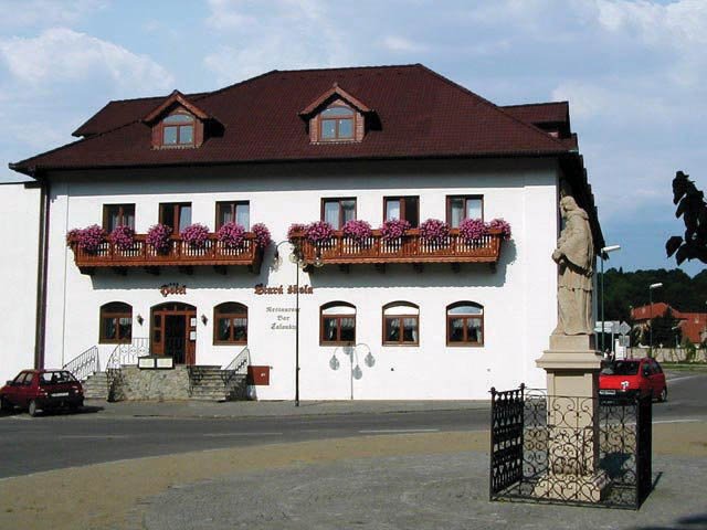 Hotel Stará škola